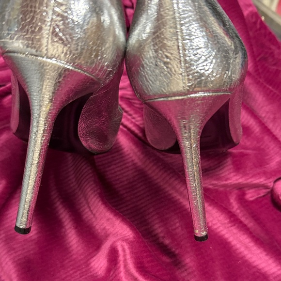 Saint Laurent Metallic Silver Heels - Picture 3 of 4
